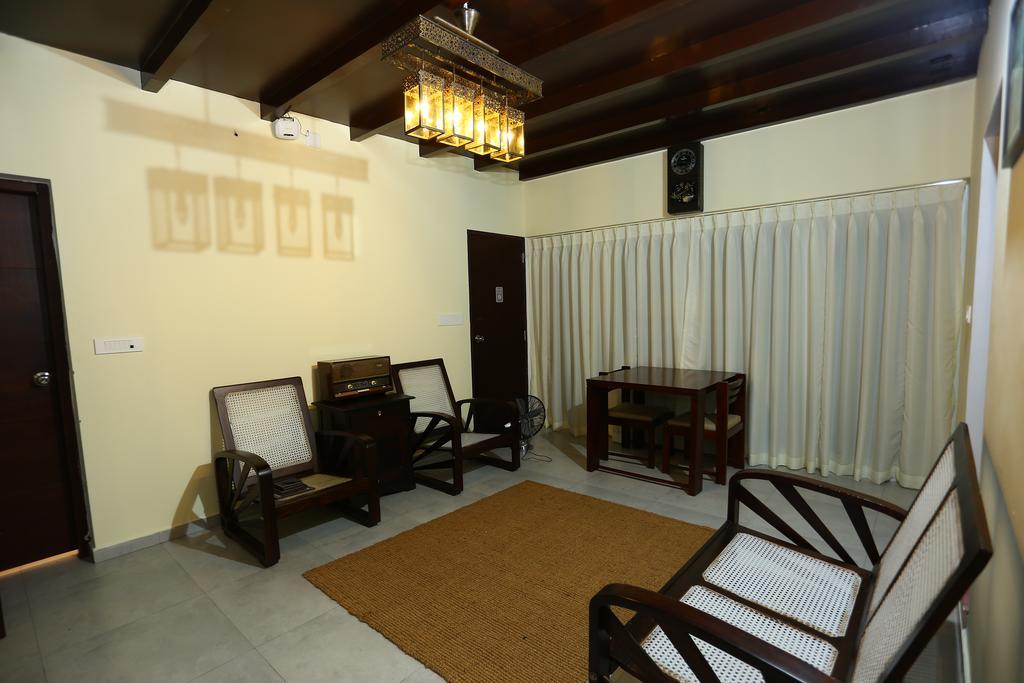 Crayons Guest House Munnar Eksteriør billede